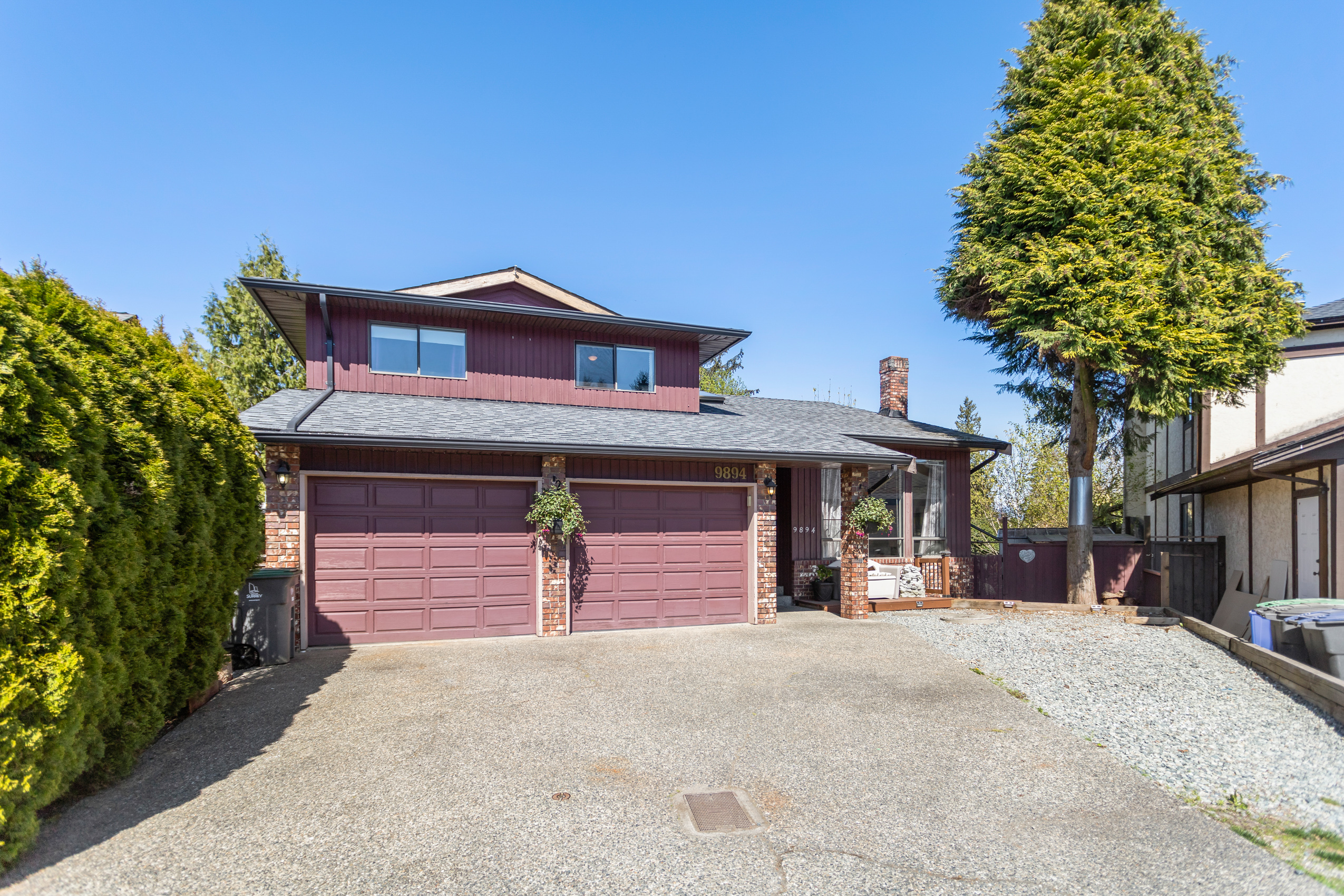 New Listing | 9894 156A ST, Surrey