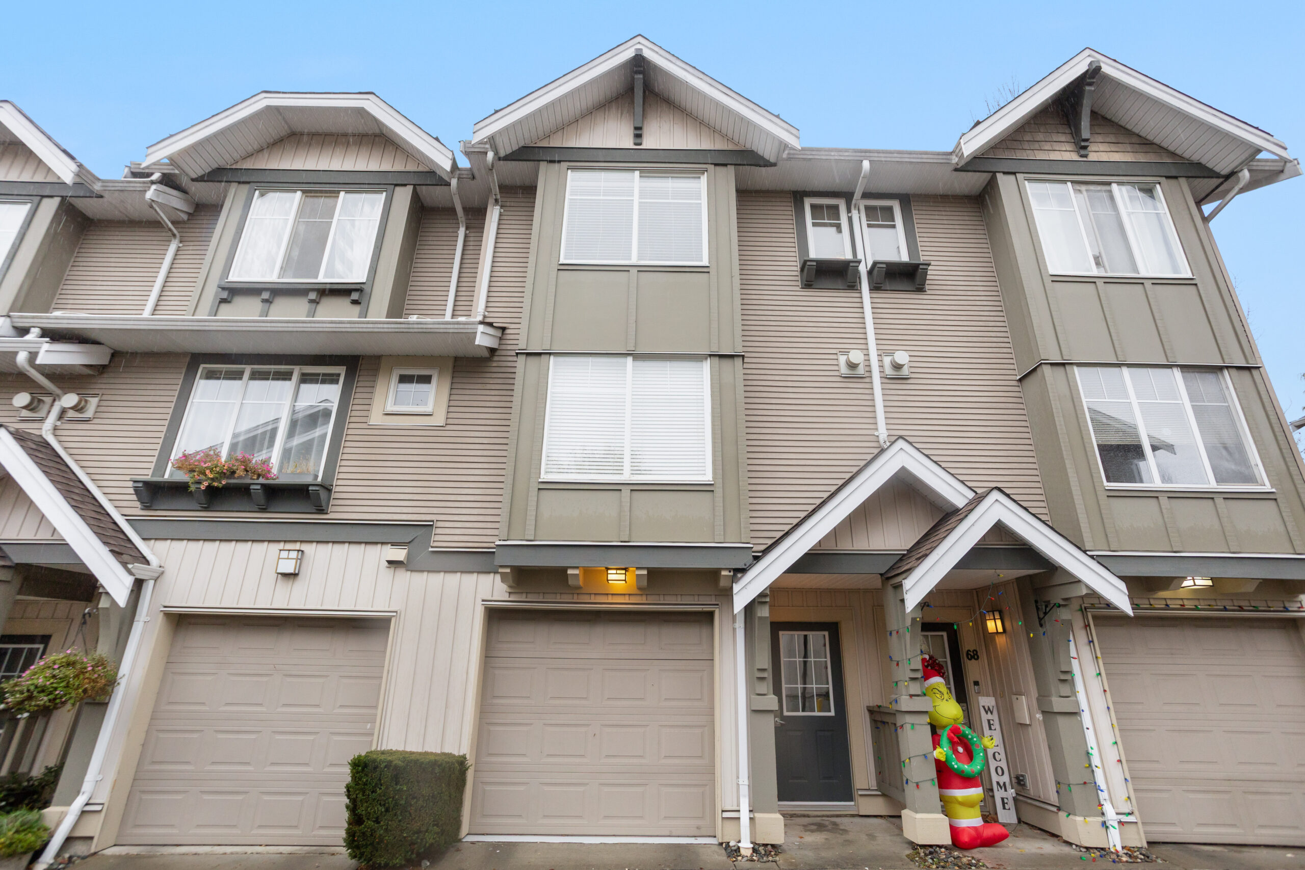 JUST LISTED | 67 6651 203 STREET,LANGLEY